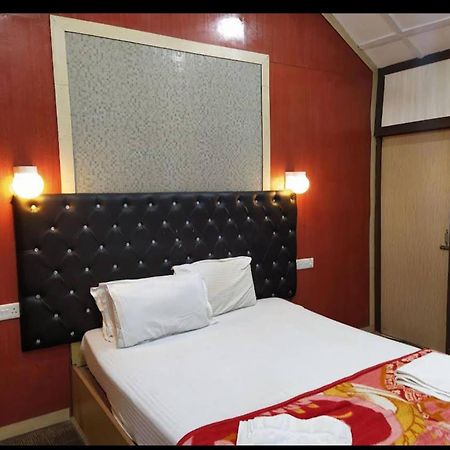 Gold India Beach Resort Govind Nagar Exterior photo