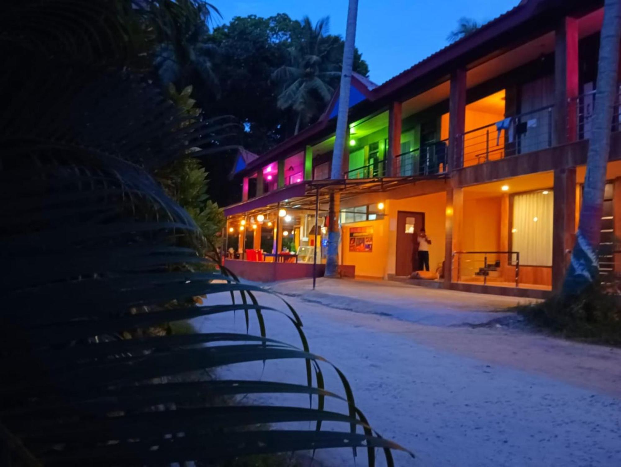 Gold India Beach Resort Govind Nagar Exterior photo